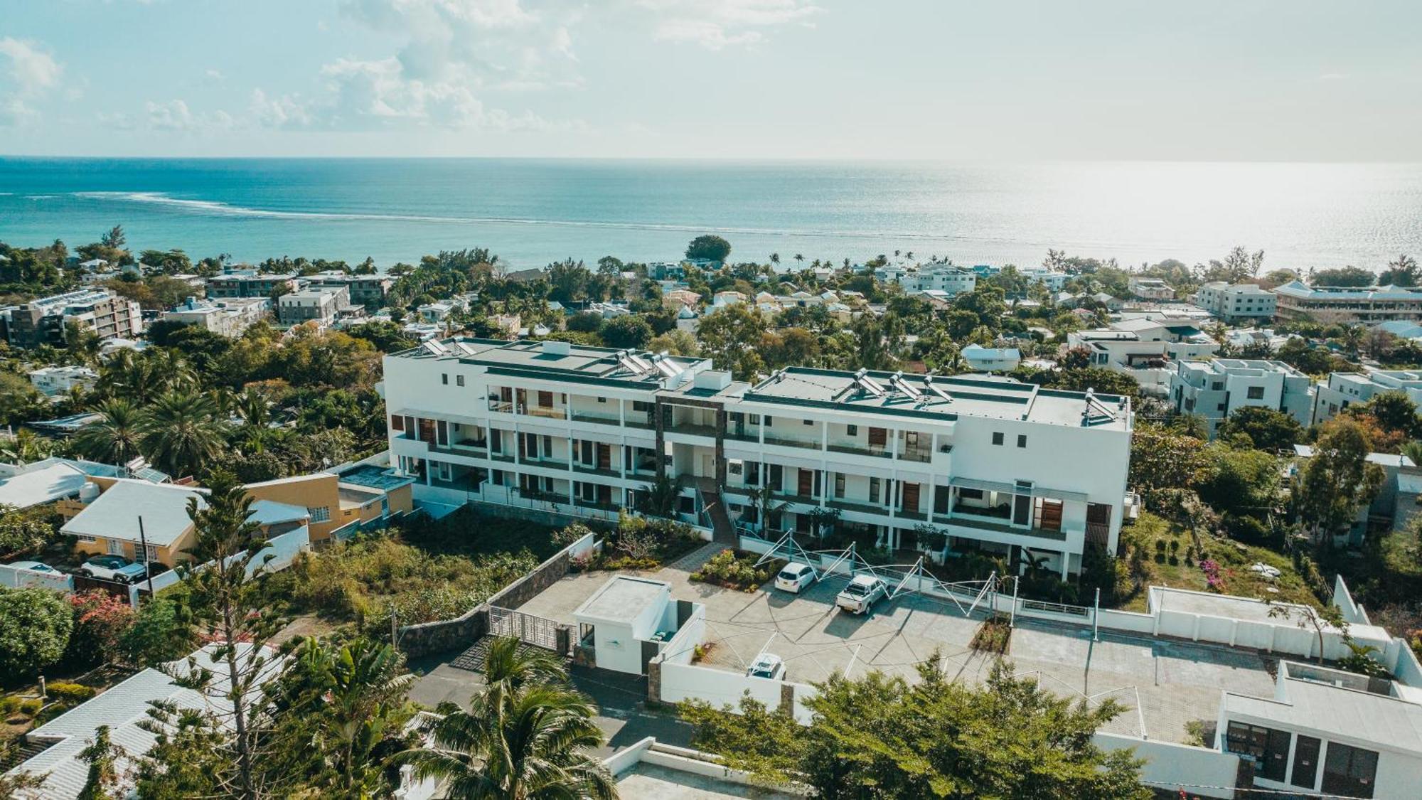 Appartement De Luxe Piscine Et Vue Mer Rivière Noire Exterior foto